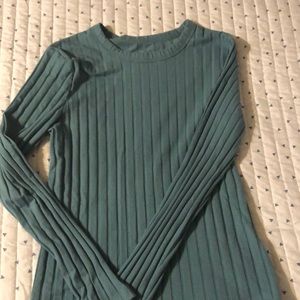 Ribbed long sleeve